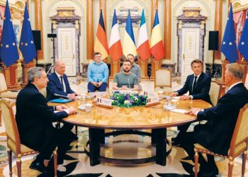 AB üçlüsü Kiev’de