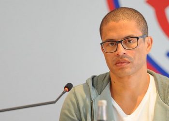 Alex de Souza’nın acı günü! Babası hayatını kaybetti