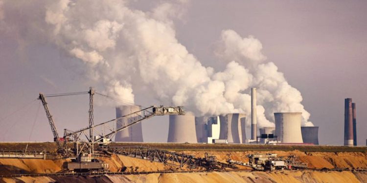 Alman Yeşiller’den mecburî U dönüşü: Kömürden çıkış öbür bahara