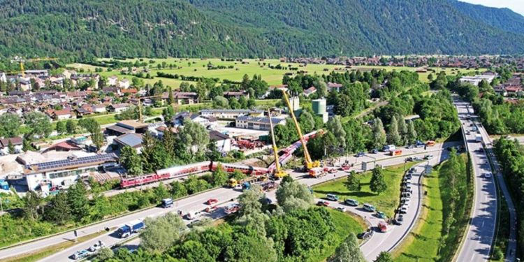 Almanya’da tren faciası: 5 meyyit, 59 yaralı