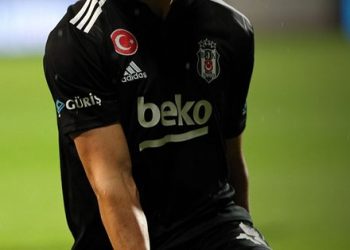 BEŞİKTAŞ TRANSFER HABERLERİ – Beşiktaş’la Schalke’nin Can Bozdoğan pazarlığı sürüyor!