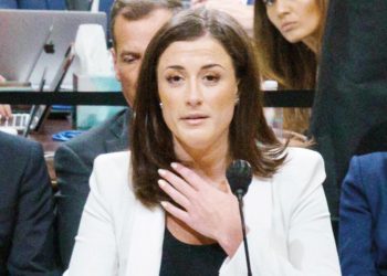 Beyaz Saray çalışanı argüman etti: Trump sürücünün boğazına yapıştı