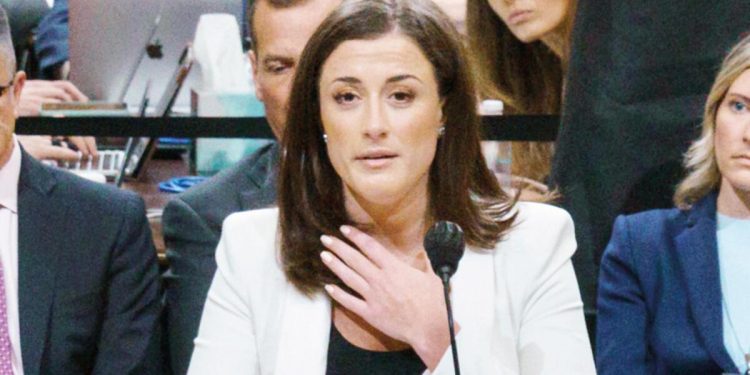 Beyaz Saray çalışanı argüman etti: Trump sürücünün boğazına yapıştı