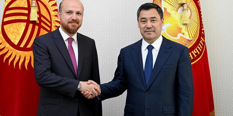 Bilal Erdoğan, Kırgızistan Cumhurbaşkanı Caparov ile görüştü