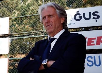 FENERBAHÇE HABERİ: Jorge Jesus fırtınası! 4 kuralı idareye aktardı