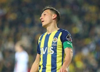 Fenerbahçe’de 200 milyonluk Mesut Özil krizi!