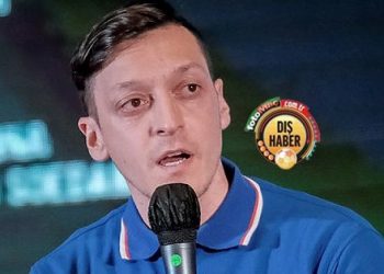 Fenerbahçeli Mesut Özil’den Endonezya’ya yeşil ışık! “Bali United’da oynamak isterim”