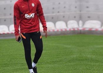 GALATASARAY TRANSFER HABERLERİ – Sacha Boey kadrodan ayrılıyor mu? Görüştüğü kulüp…