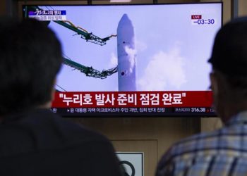 Güney Kore birinci yerli uzay roketi ‘Nuri’yi fırlattı