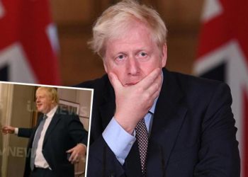 İngiltere’de parti skandalı: Başbakan Johnson’ın fotoğrafları basına sızdı