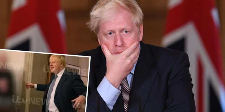 İngiltere’de parti skandalı: Başbakan Johnson’ın fotoğrafları basına sızdı