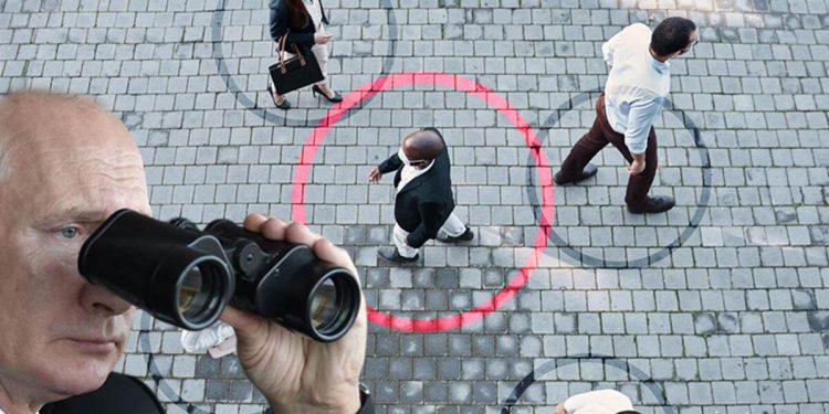 İngiltere’den kaçmaya çalışıyordu… Putin’in casusu havaalanında yakayı ele verdi!