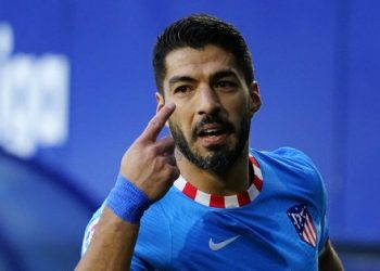 Luis Suarez’den transfer telefonuna flaş yanıt!