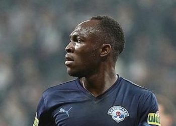 Muleka’nın kendisi kampta aklı İstanbul’da