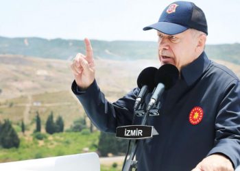 O kelamlar Atina’da paniğe yol açtı