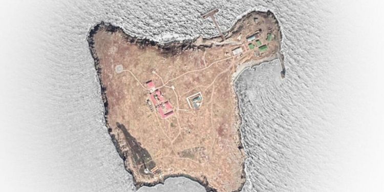 Savaşın birinci saatlerinden beri gündemden düşmüyor! Yılan Adası neden bu kadar değerli?