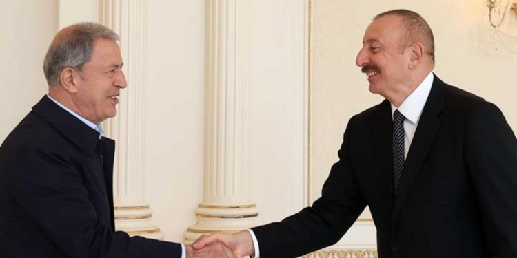 Ulusal Savunma Bakanı Akar Azerbaycan Cumhurbaşkanı Aliyev ile görüştü