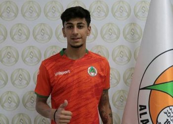 Alanyaspor’dan 2 transfer birden! Jure Balkovec ve Cem Çelik imza attı