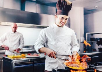 Almanya Türk şef arıyor