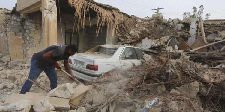 İran’da peş peşe 3 büyük deprem! 5 meyyit, 44 yaralı…