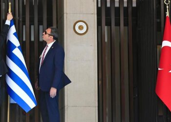 Komşuda gündem bir kere daha Türkiye… Yunan gazeteden skandal kelamlar