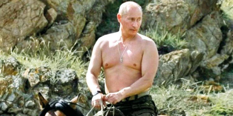 Putin: Onlar sakın soyunmasın