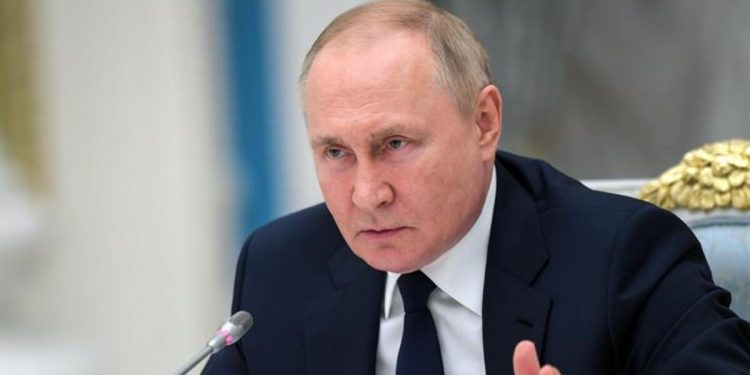 Putin’den şoke eden kelamlar: Ukrayna’da her şeye daha yeni başlıyoruz! Batı, cüreti varsa cepheye gelsin