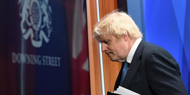 Siyasi kriz İngiliz basınında: Johnson’ın sonu yaklaştı