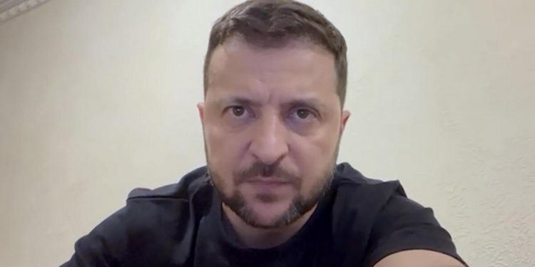 Zelenski duyurdu: Ukrayna için özel özel güvenlik kümesi kuruldu