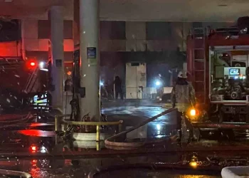 Zeytinburnu’nda Akaryakıt İstasyonu Yangını