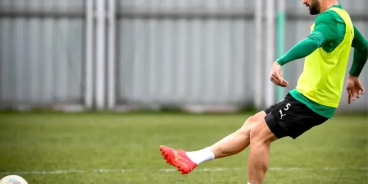 Bursaspor’un Kuşadasıspor Maçı Hazırlıkları Devam Ediyor