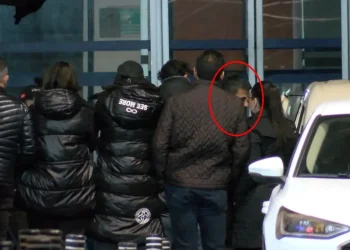 Gözaltına alınan Polat çifti sıhhat denetiminden geçirildi