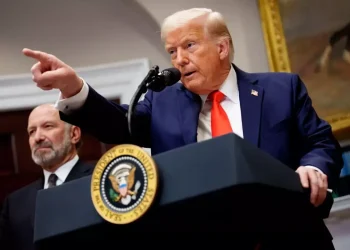 Grönland Başbakanı Egede Ada’nın “satılık olmadığını” yineledi