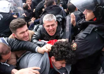 Kayseri’de Yasadışı Aksiyonlara Katılan 31 Kuşkulu Gözaltına Alındı