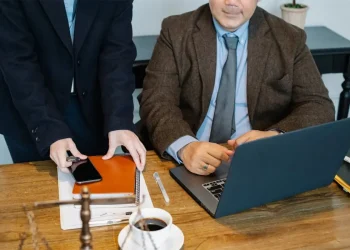 Memurlara yarı zamanlı çalışma hakkı geliyor