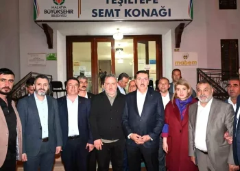Milletvekili Ölmeztoprak, iftar programında mahalle muhtarları ile bir ortaya geldi