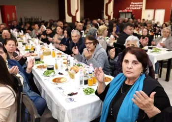 Sultangazi Belediyesi’nin Ramazan İftar Sofraları Balkanlara Taşındı