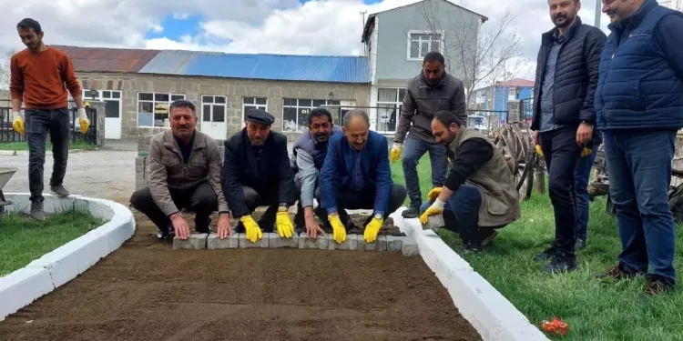 Arpaçay’da Yol Yapım Çalışmaları Başladı