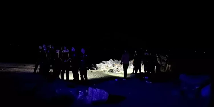 Arsuz’da Balık Tutarken Denize Düşen Kişi Hayatını Kaybetti