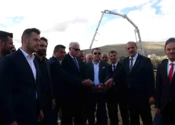 Bayburt’ta Yeni Atlı Cirit Sahasının Temeli Atıldı
