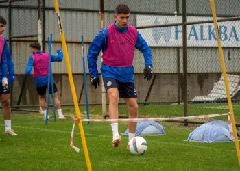 Çaykur Rizespor Trabzonspor Maçına Hazırlanıyor