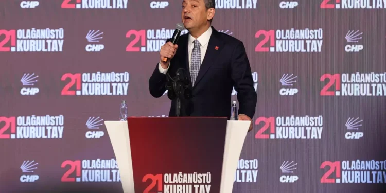 CHP’nin olağanüstü kurultayının iptali için dava açıldı