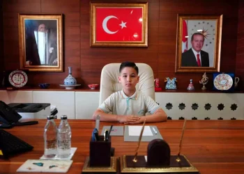 Düzce’de 23 Nisan Coşkusu: Koltuk Değişimi ve Eğlenceli Etkinlikler