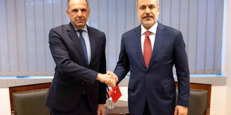 Fidan ve Gerapetritis NATO Tepesinde Görüştü