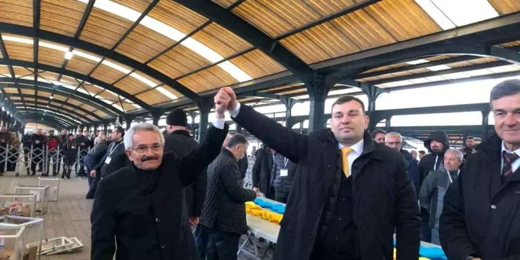 Hasan Çetin Tekrar Lider