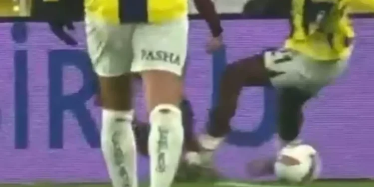 İçeride mi, dışarıda mı? İşte Fenerbahçe’nin penaltı kazandığı durum