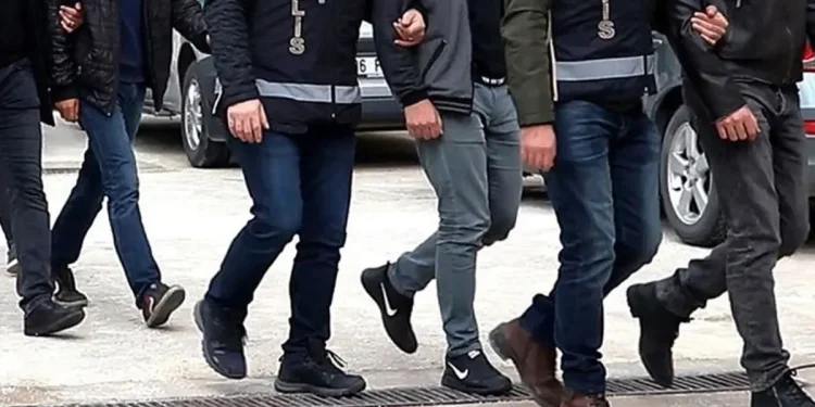 İçişleri Bakanı Yerlikaya: FETÖ’ye yönelik 27 vilayette yapılan operasyonlarda 73 kuşkulu yakalandı