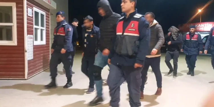 İnegöl’de Uyuşturucu Baskını: 8 Gözaltı