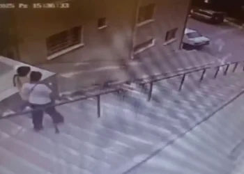 İzmir’de Hırsızlık Operasyonu: 4 Şüpheli Yakalandı