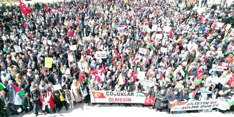 Nevşehir’de Gazze İçin Yürüyüş